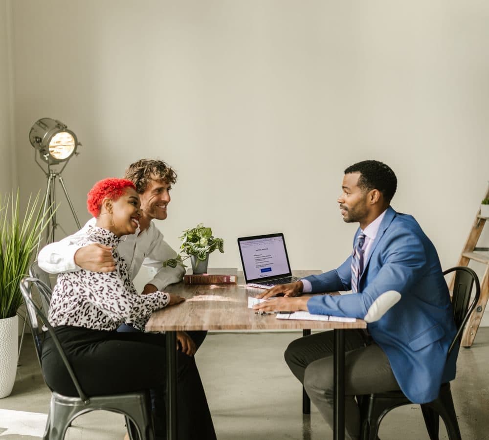 An investor going through their plan with the GeetekFinance team